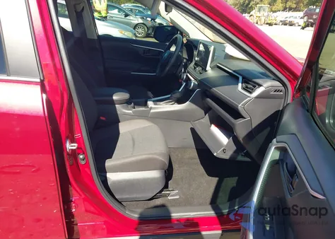 2025 Toyota Rav4 Le z USA, uszkodzony, nr VIN 2T3H1RFV6SW378846